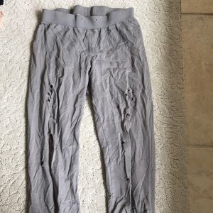 Americanable distressed sweatpants